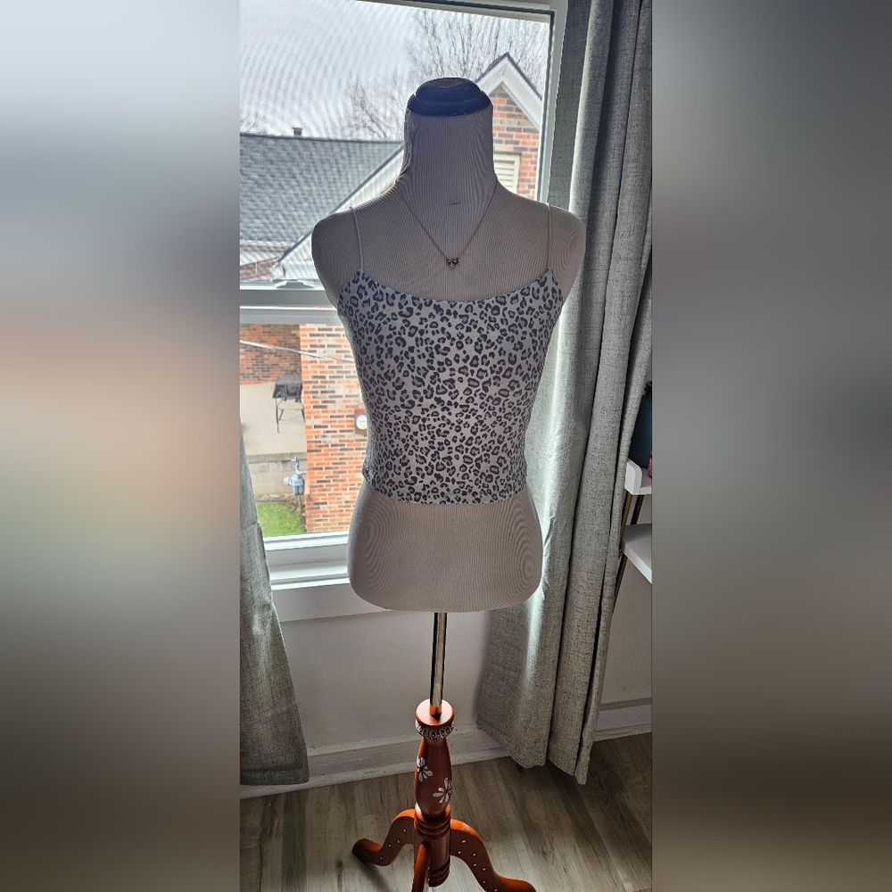 Leopard print crop top